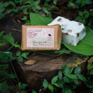 Forest Post Geranium with Rose Petals Beeswax Soap